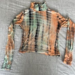 BB DAKOTA TIE DYE MOCK NECK TEE